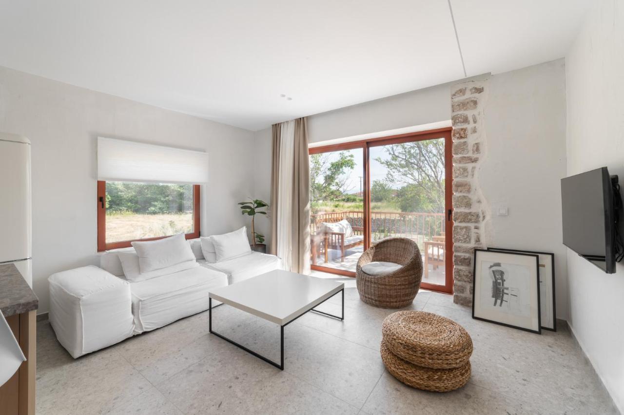טריקלה Kampus Luxury Villas מראה חיצוני תמונה
