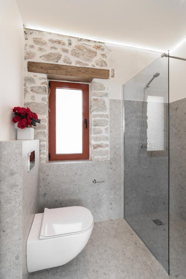 טריקלה Kampus Luxury Villas מראה חיצוני תמונה